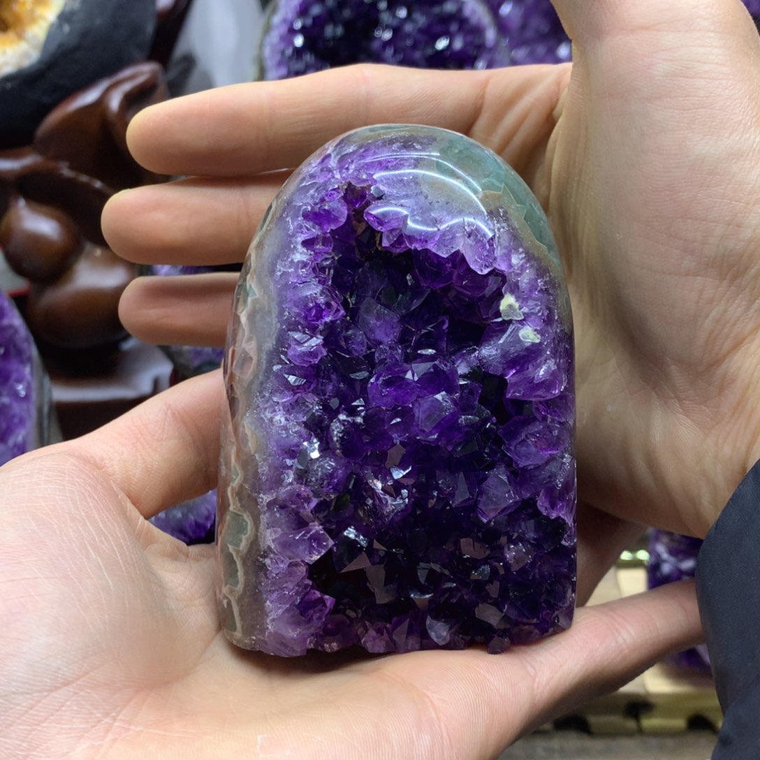 紫晶大型摆件（非配饰）未镶嵌