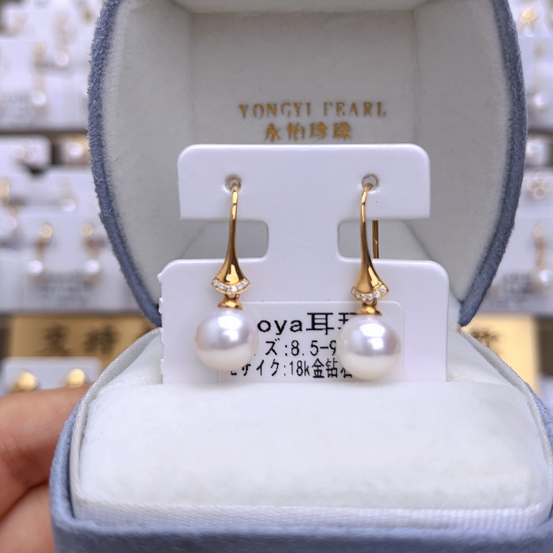 海水珍珠耳饰18K金镶嵌