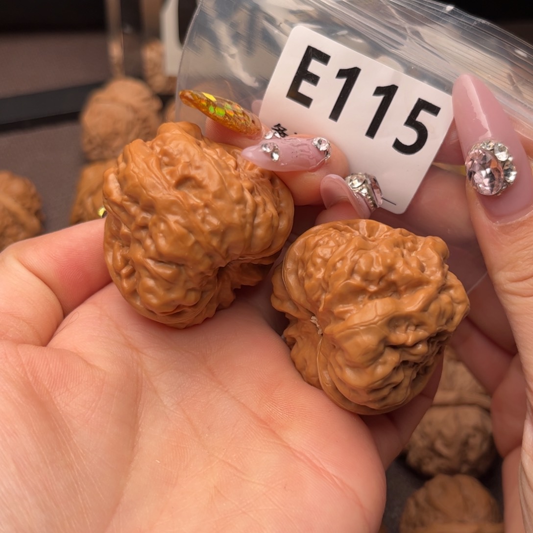 文玩核桃把件放漏40 肚43