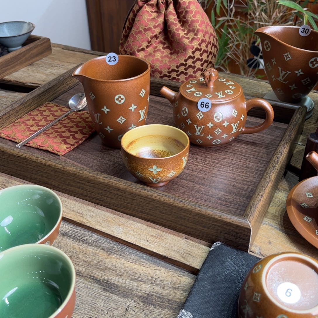 黄***英草木灰老花壶 公道杯 手工杯