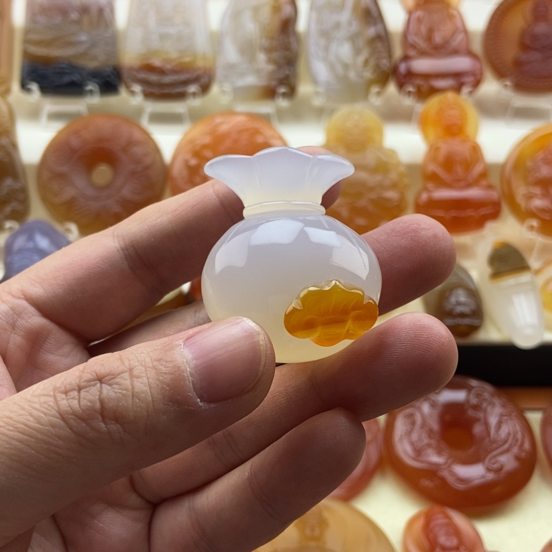 玛瑙/玉髓未镶嵌颈饰