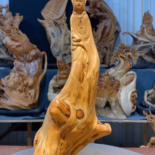 柏木（崖柏）根雕摆件