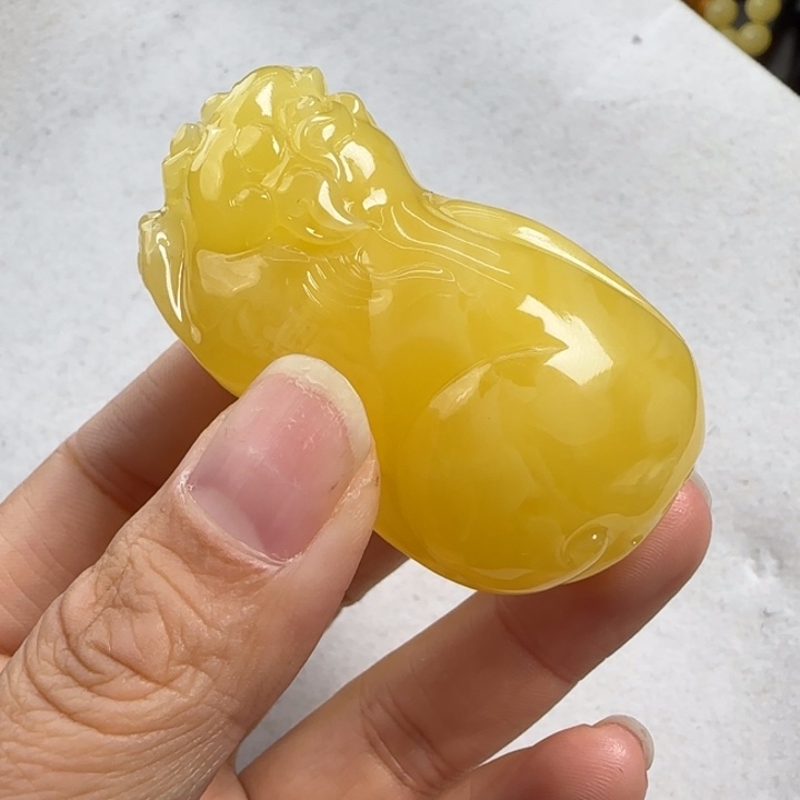 蜜蜡珠宝奇石未镶嵌