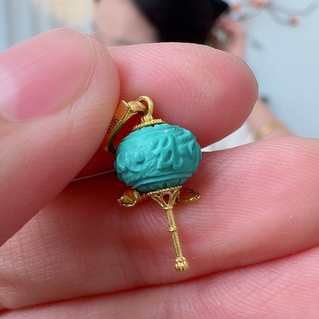 18K金镶嵌绿松石珠宝奇石