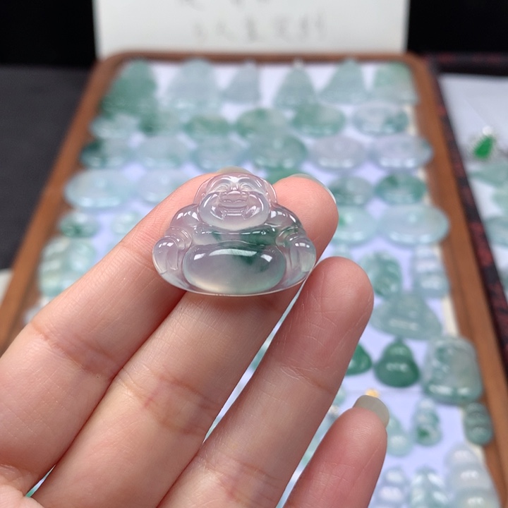 颈饰未镶嵌翡翠冰种飘花佛公