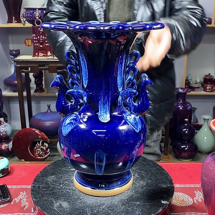 瓶中国神垕精品钧瓷