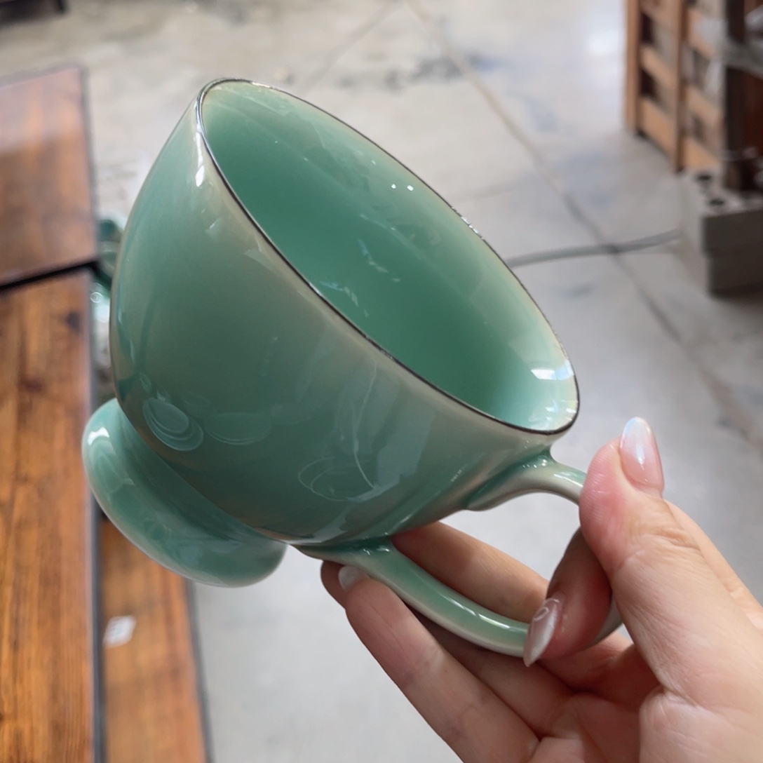 青瓷哈哈哈哈哈哈哈哈