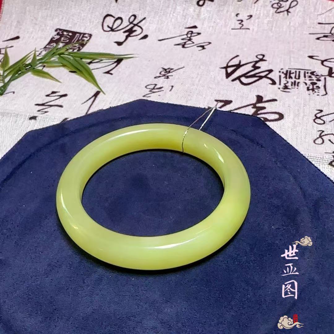 新疆若羌黄口手镯018