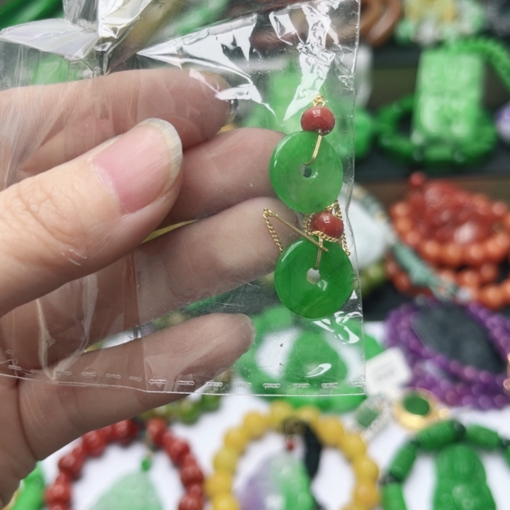 翡翠未镶嵌颈饰耳饰71