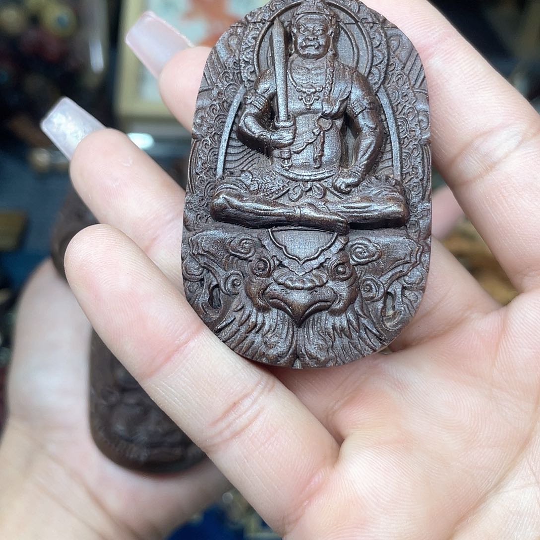 维腊木（绿檀）无事牌小*女