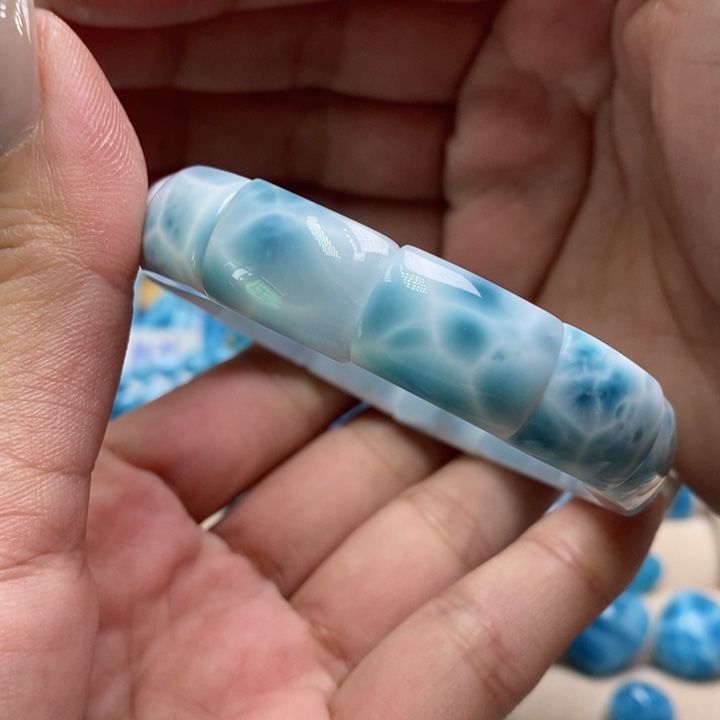 针钠钙石（海纹石）未镶嵌手链