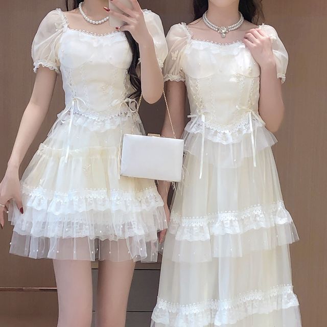 艾日秀春夏公主风方领泡泡袖显瘦短上衣珍珠蕾丝半身裙两件套女