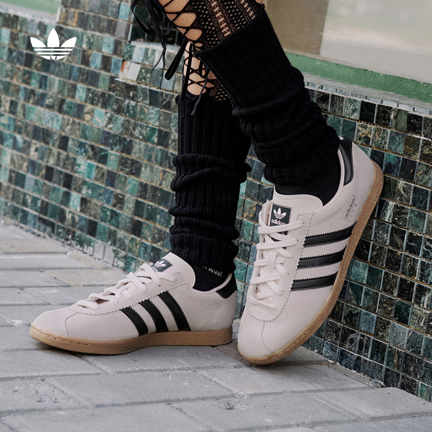 阿迪达斯三叶草「T头鞋」STADT经典时尚薄底运动板鞋男女 JR6347