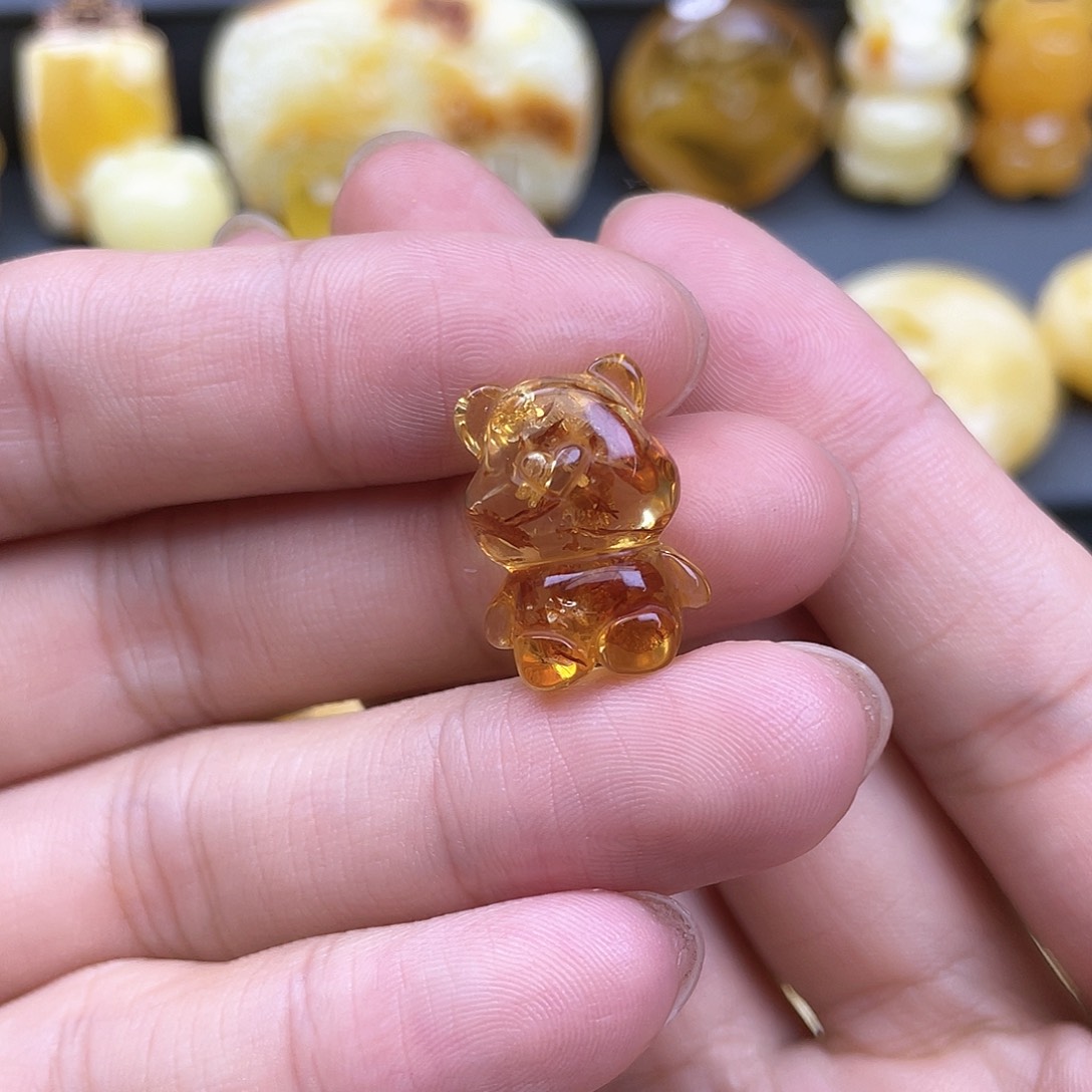 琥珀裸石未镶嵌蜜蜡
