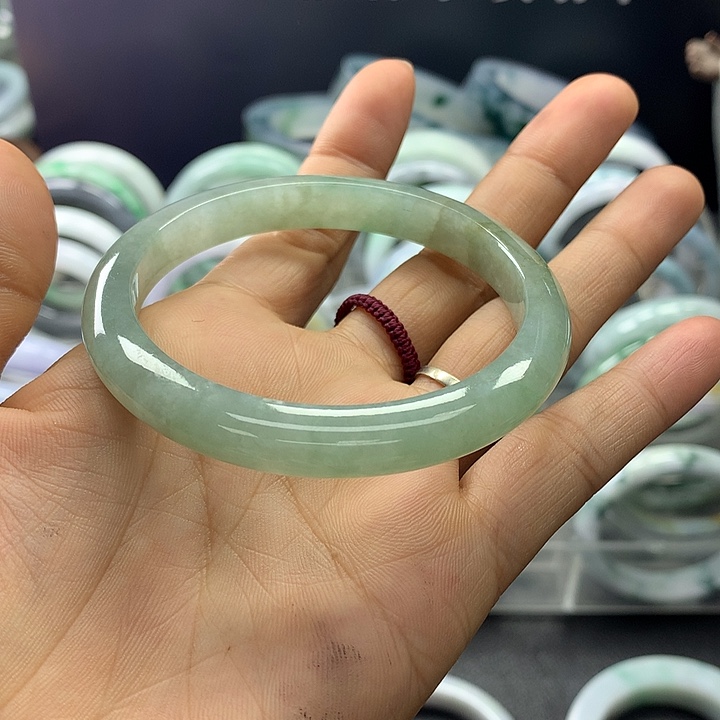 翡翠手镯未镶嵌56冰正圈