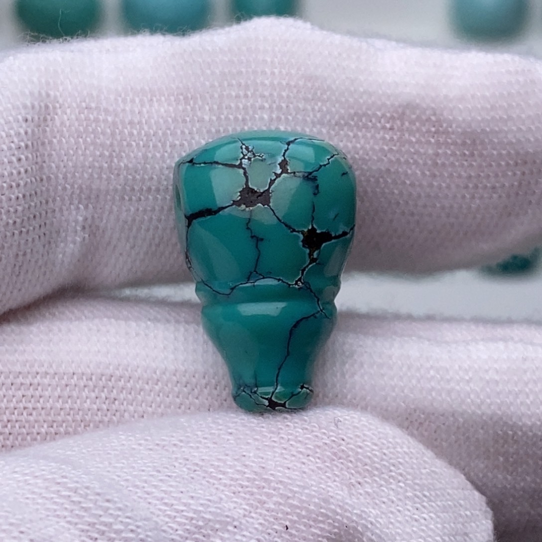 绿松石绿松石未镶嵌