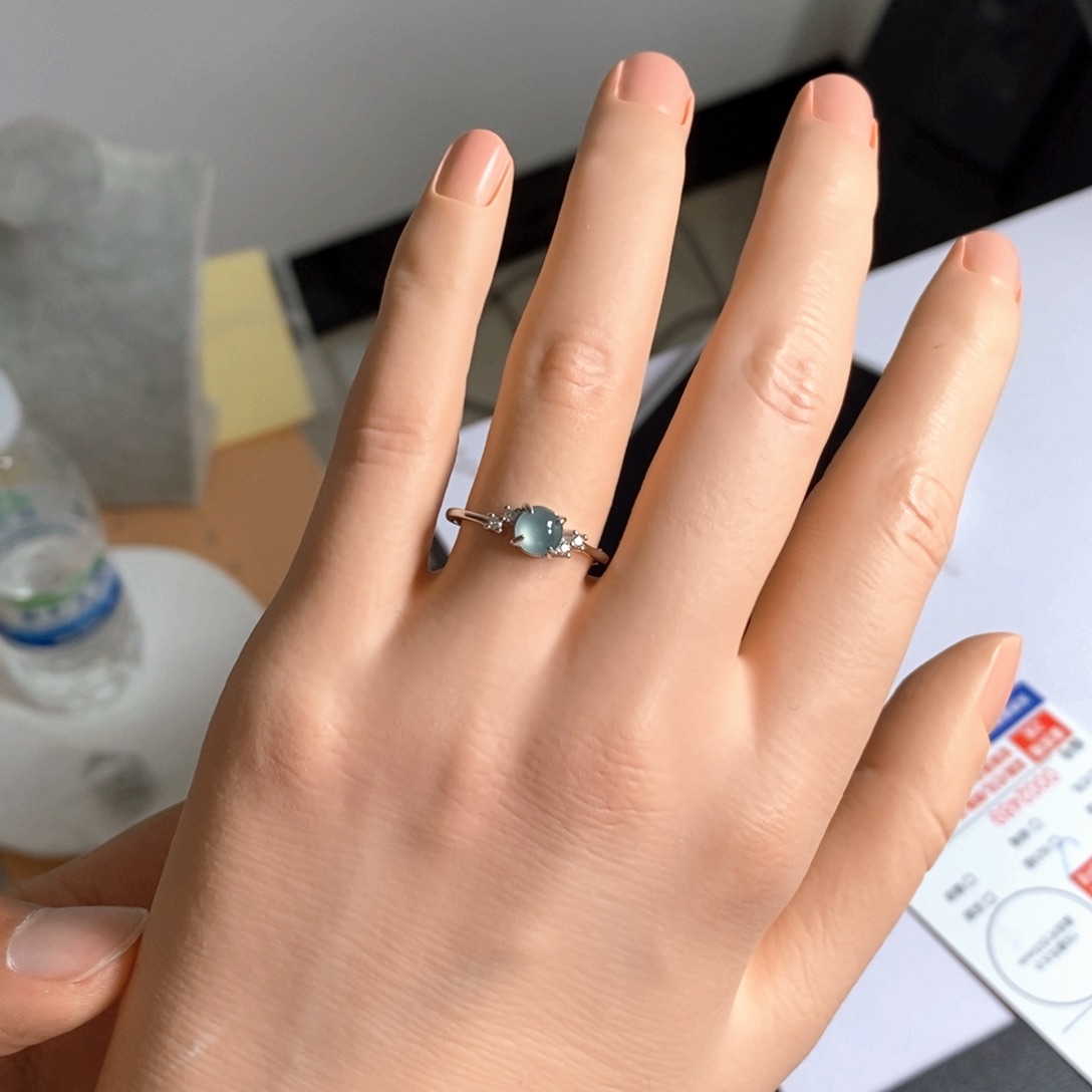 颈饰银S925镶嵌翡翠