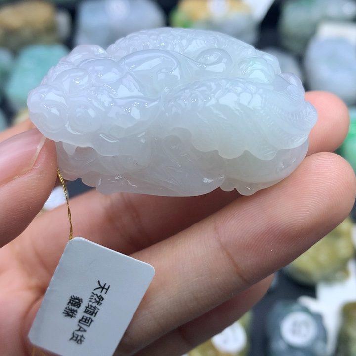 翡翠颈饰未镶嵌天然缅甸翡翠