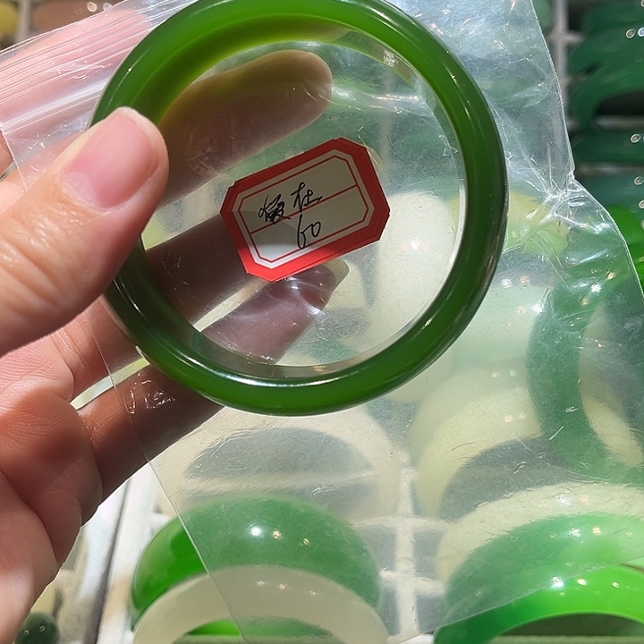 和田玉（糖玉）未镶嵌手镯