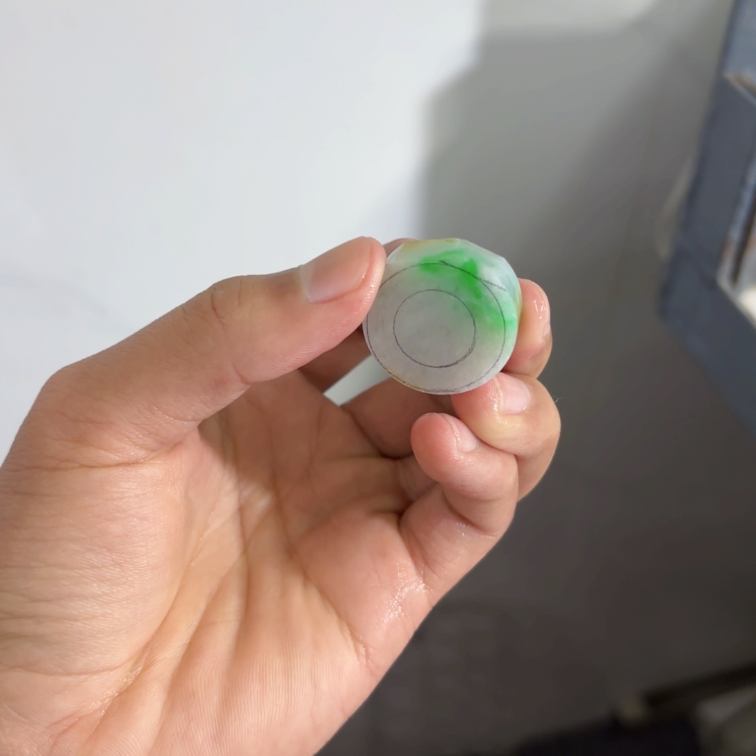 定制翡翠未镶嵌果*戒圈