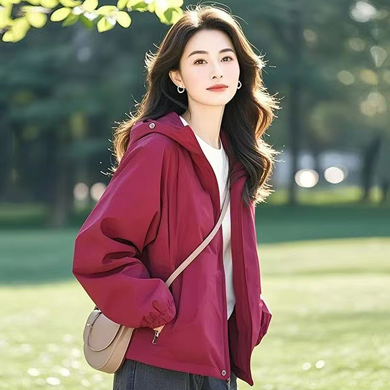 春秋百搭上衣新款休闲连帽女士时尚宽松长袖韩版短款短外套女春季