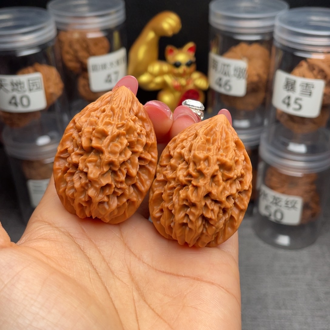 文玩核桃把件招财鼠