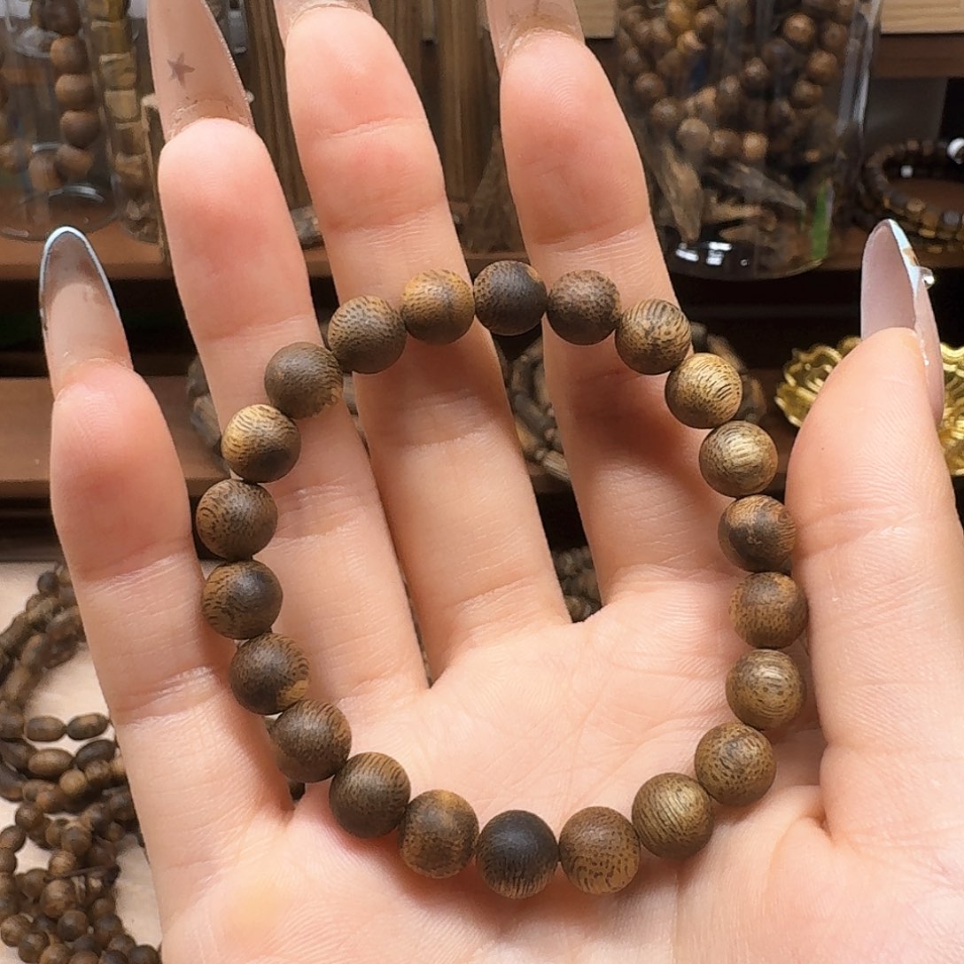 沉香碎屑沉香沉香手串0.8/4.5g