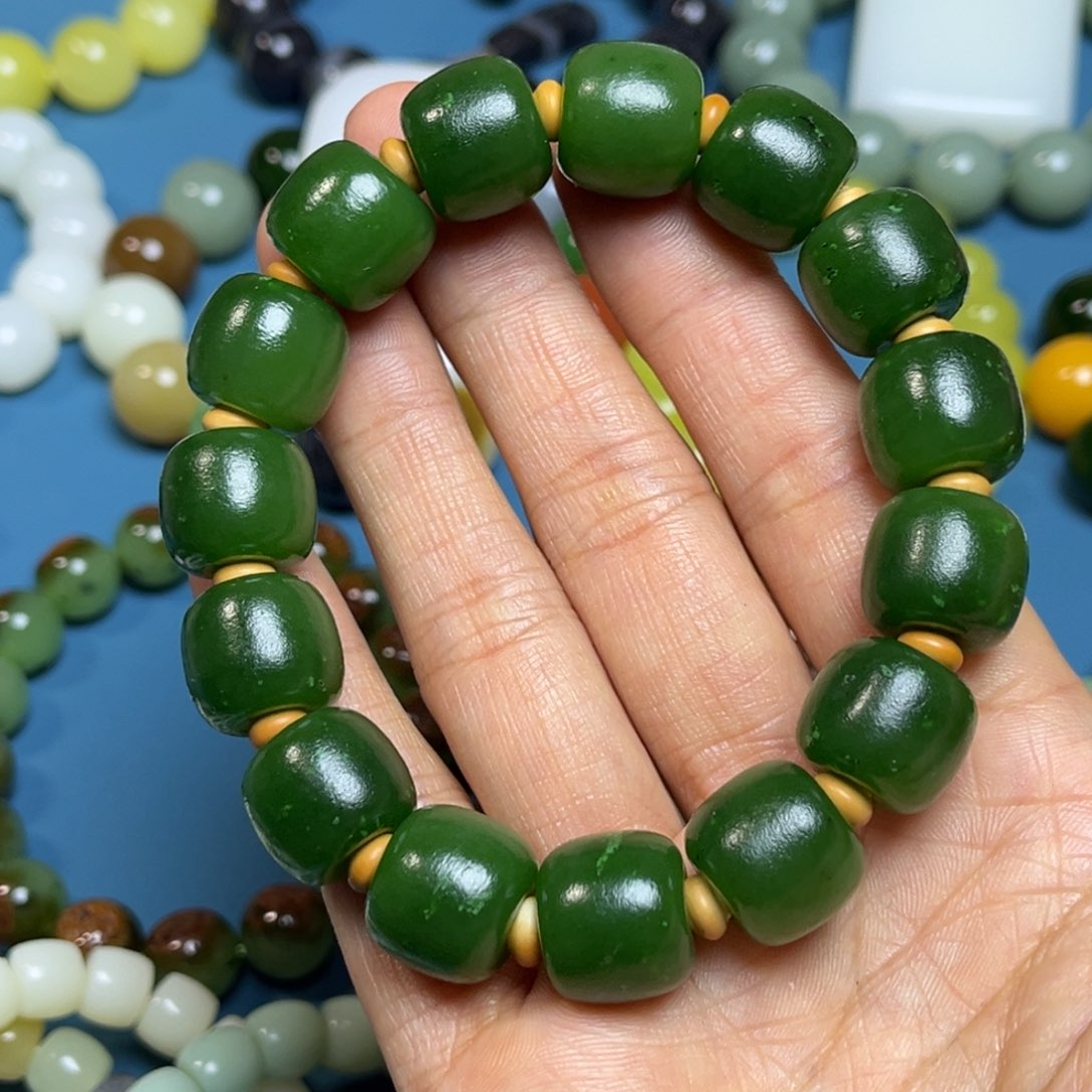 和田玉手串未镶嵌