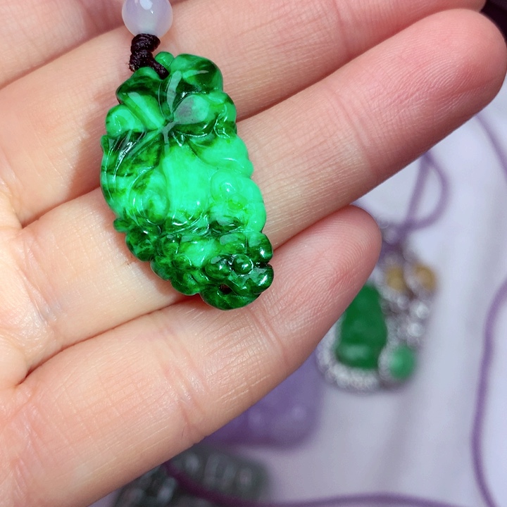 翡翠吊坠(不含链)未镶嵌
