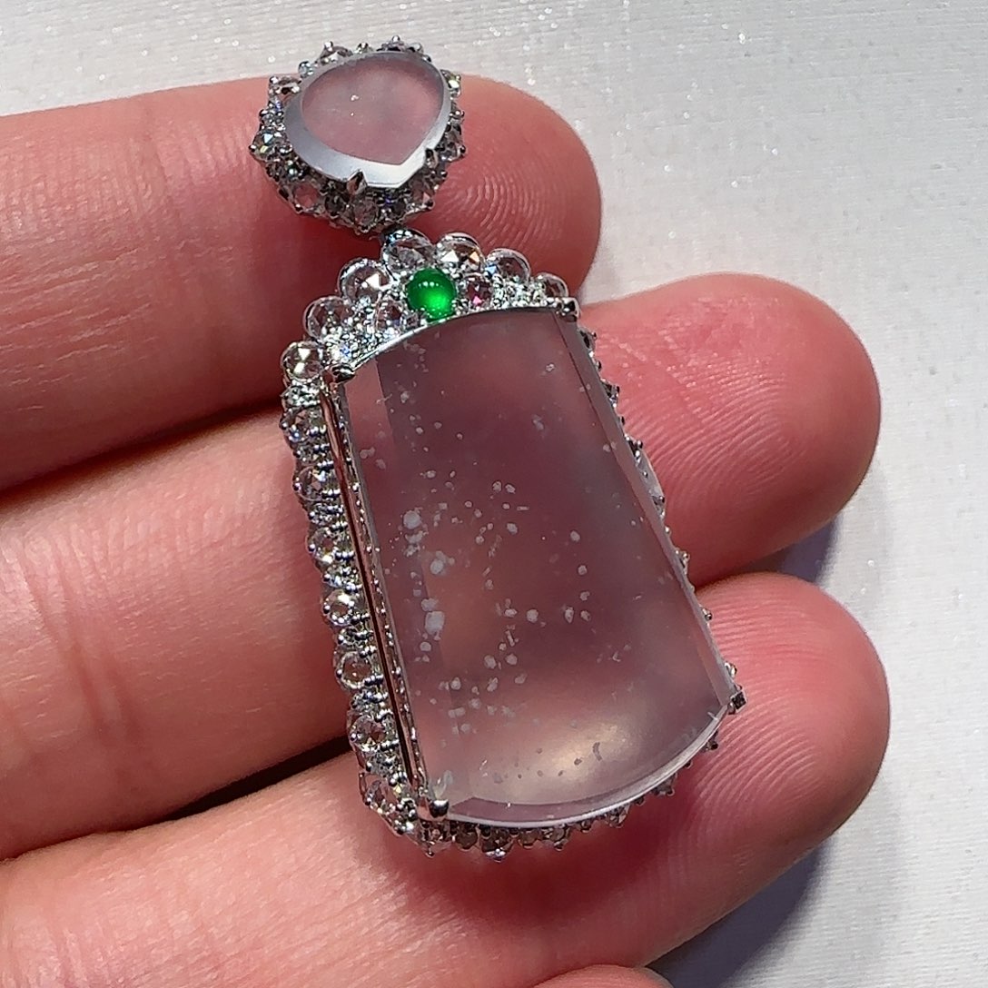 翡翠颈饰18K金镶嵌吊坠