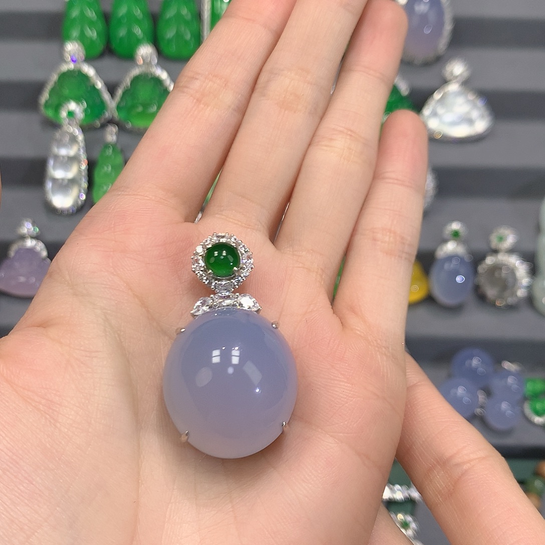 L***u玛瑙/玉髓银S925镶嵌颈饰