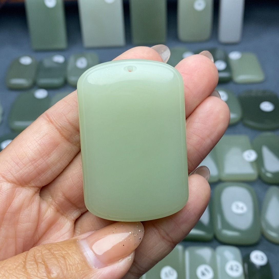 和田玉颈饰未镶嵌H*