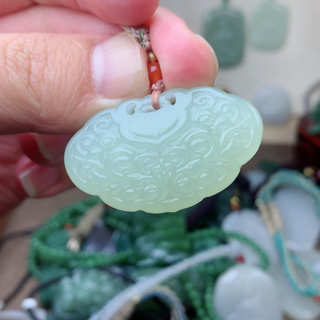 和田玉颈饰未镶嵌2****?