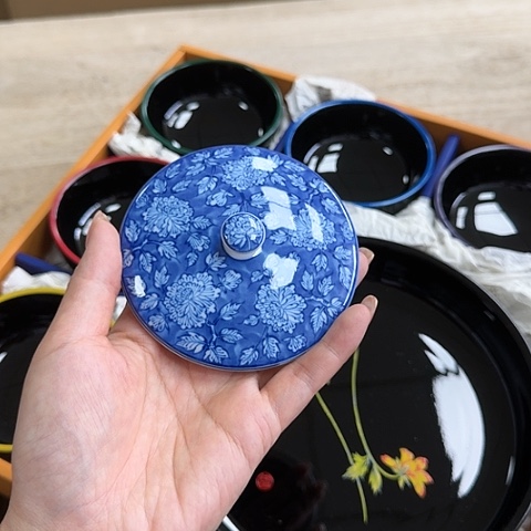 荷*瓷器。瓷器。瓷器。  