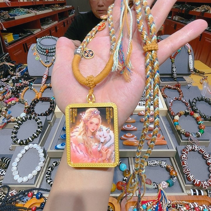 未镶嵌玛瑙/玉髓珠宝奇石