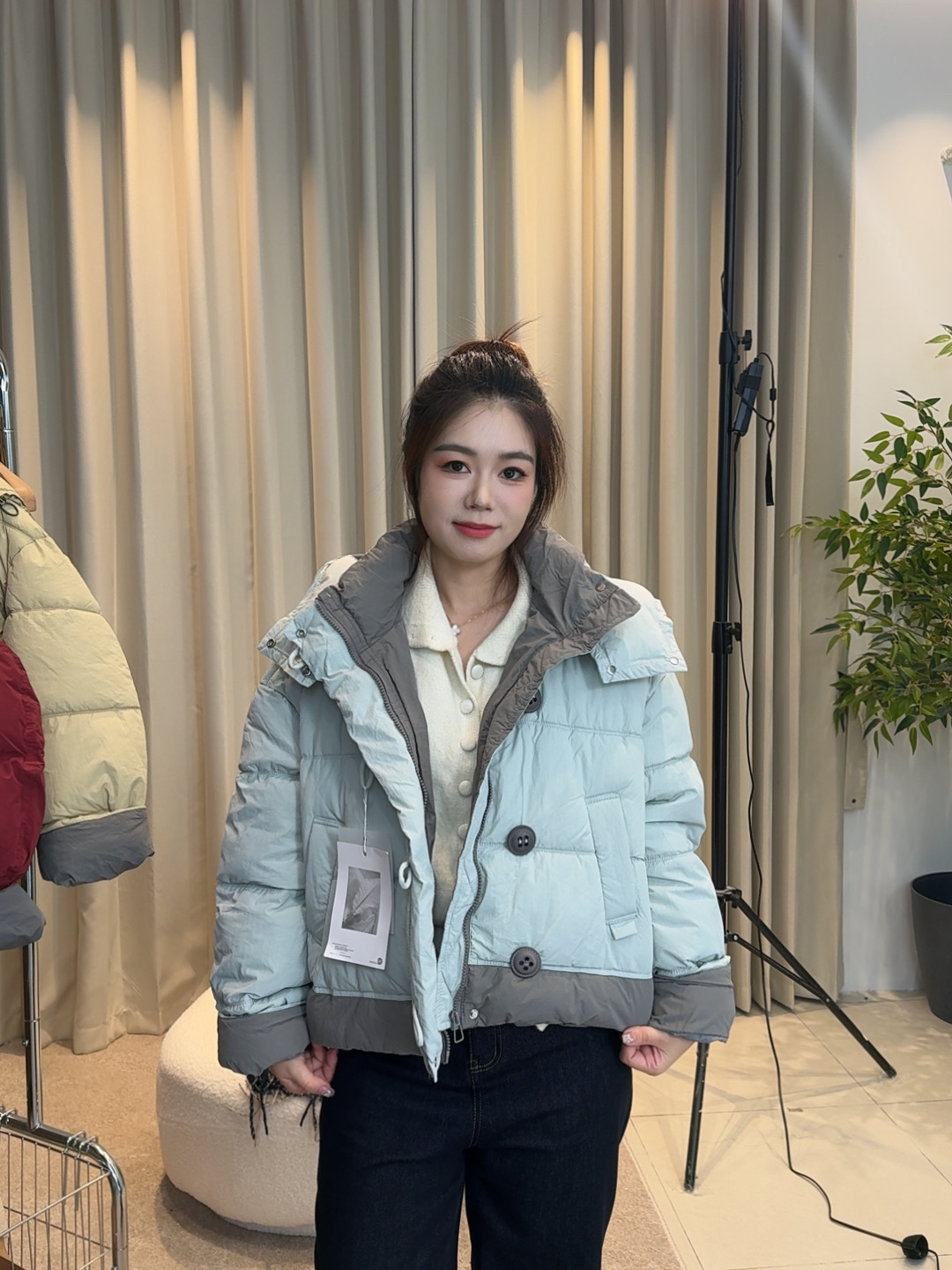 【蓝色】90白鸭绒大码羽绒服女200斤短款宽松显瘦加肥加大连帽