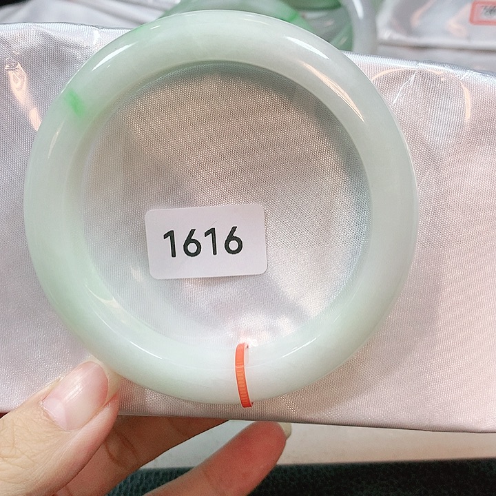 翡翠手镯未镶嵌天然翡翠手镯58.8