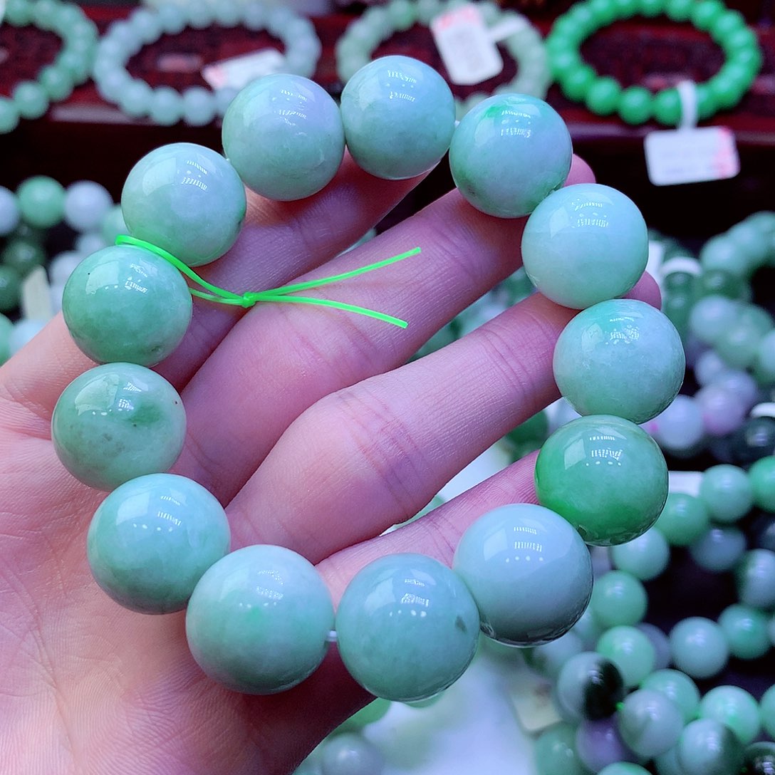 翡翠未镶嵌毛衣链