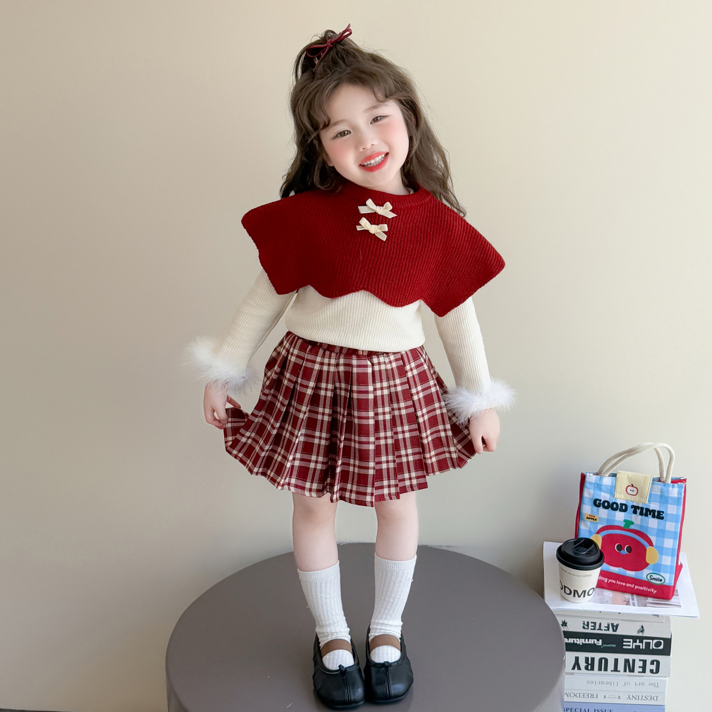 女宝秋款套装2025新款女宝秋天针织毛衣上衣可拆卸两件套百褶裙
