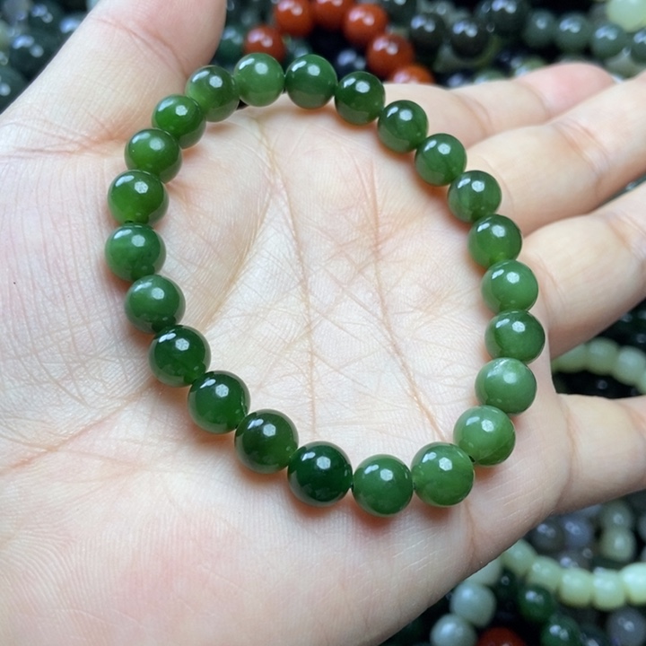 和田玉未镶嵌颈饰卡8