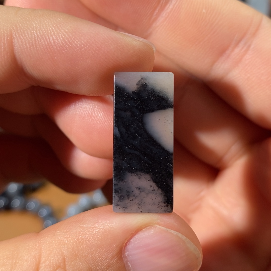 【闪购商品】颈饰未镶嵌和田玉