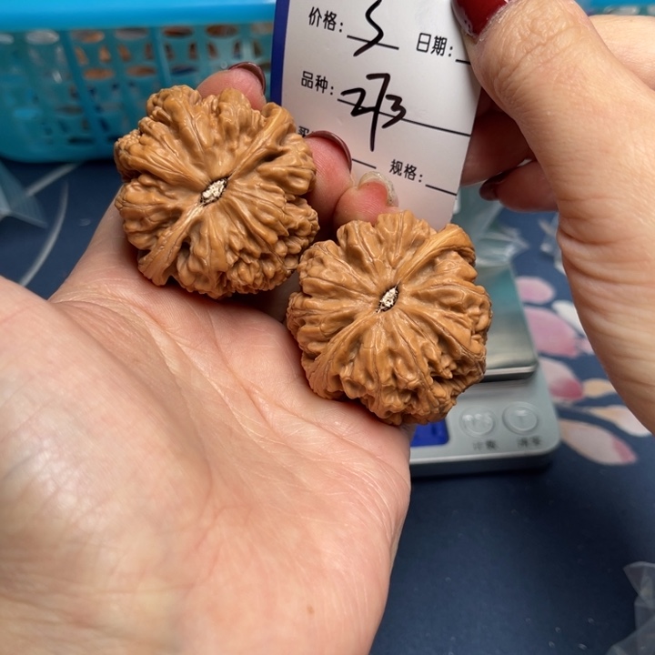 文玩核桃把件粗筋41