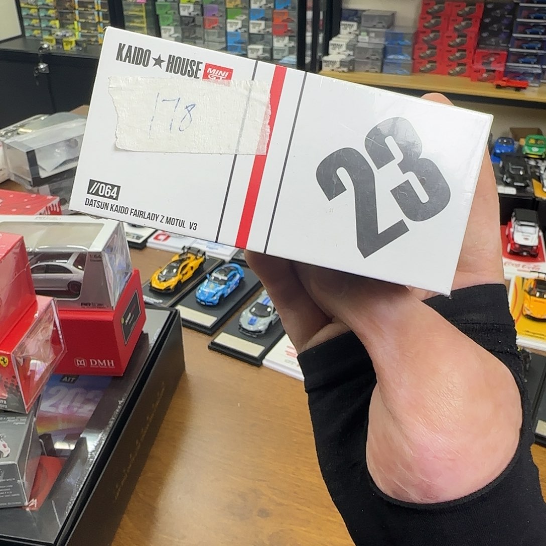 全新寄卖kd64号包邮无售后