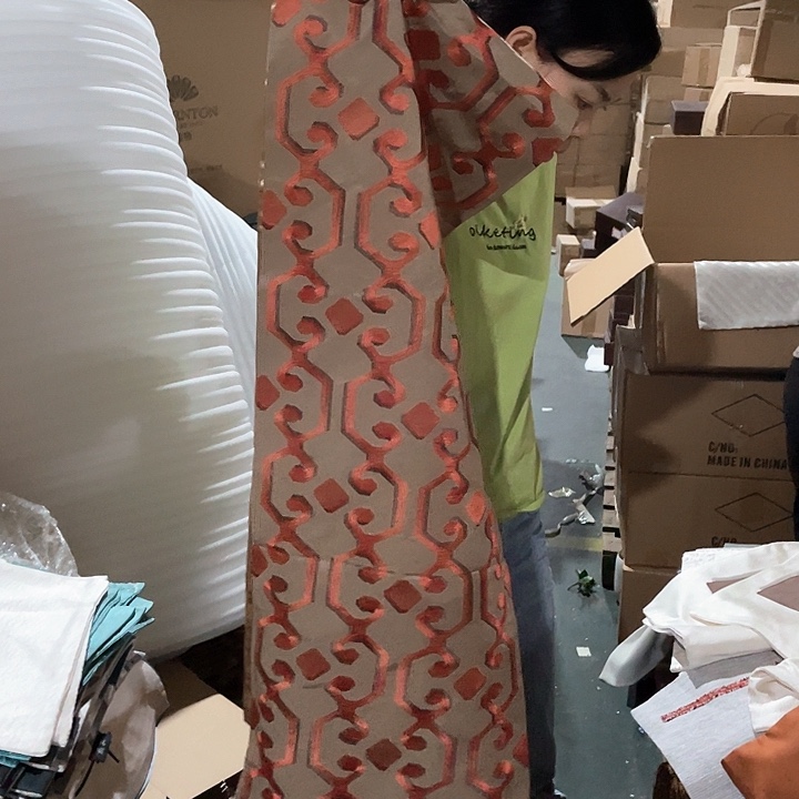 陶瓷花瓶，仿真绿植。