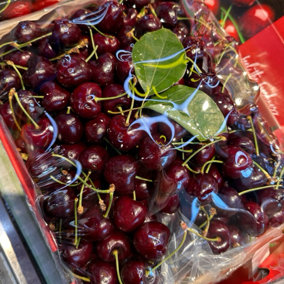 智利进口（海运）2J车厘子一件，2500g新鲜水果孕妇适用多汁智利