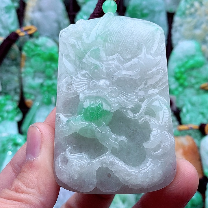 翡翠吊坠(不含链)未镶嵌