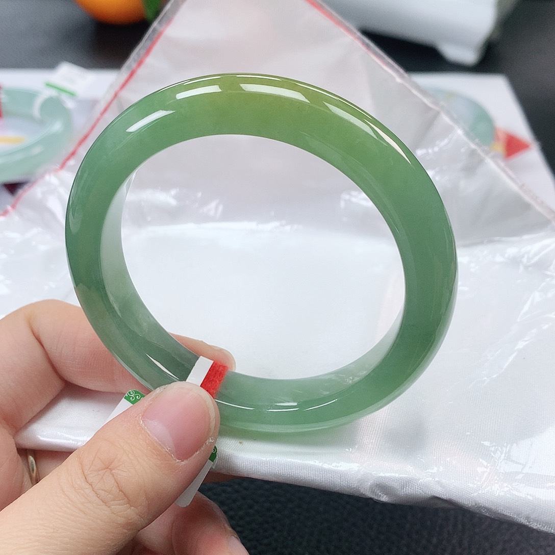 翡翠手镯未镶嵌57➕