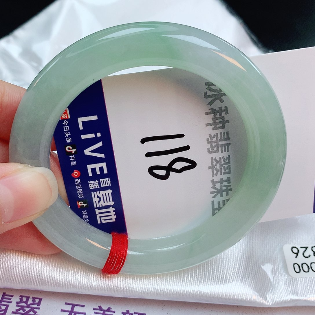 翡翠手镯未镶嵌缅甸天然A货翡翠手镯