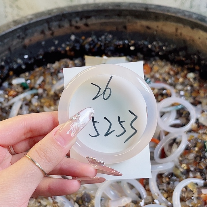 玛瑙/玉髓手镯未镶嵌26