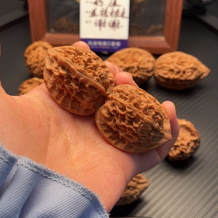 黄***点手串/手链核桃秦岭